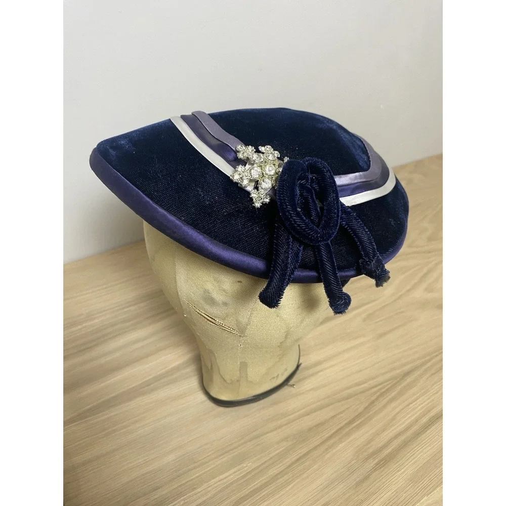 VTG Navy Blue Velvet Women's Hat With Satin Trim 40's/50's Rhinestone Bow EUC